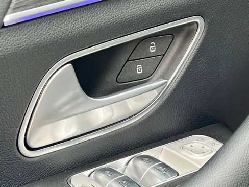 Certified 2026 Mercedes-Benz GLS 450 4MATIC image 39