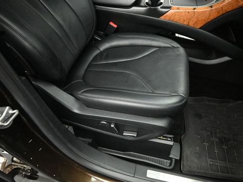 Used 2019 Lincoln Nautilus Reserve w/ Driver Assistance Package image 32