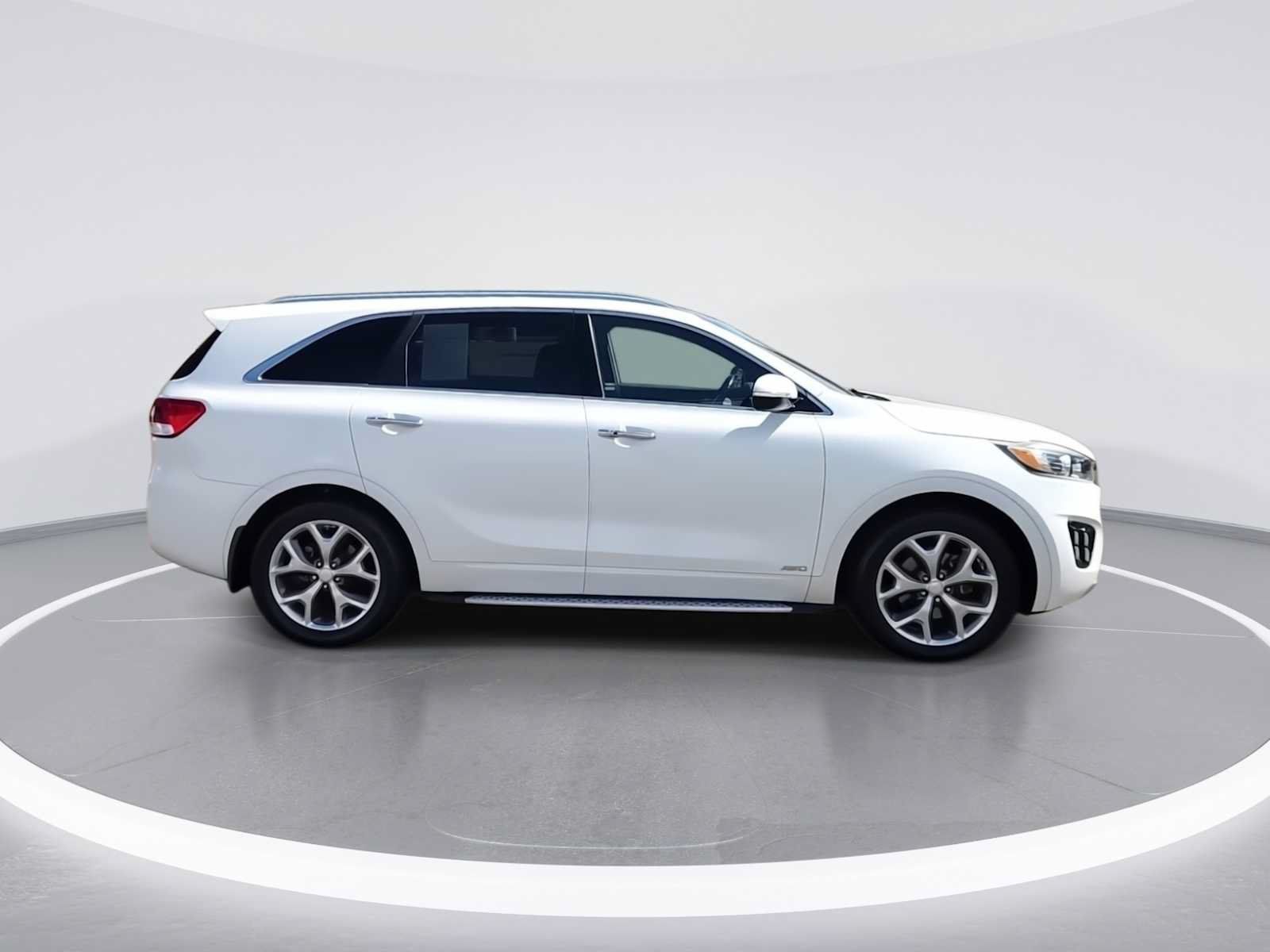 Used 2016 Kia Sorento SX AWD/4WD image 9