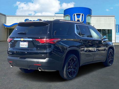 Used 2022 Chevrolet Traverse LT image 6