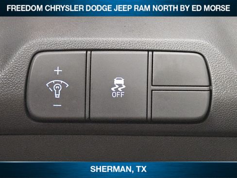Used 2025 Hyundai Elantra Sport FWD image 16