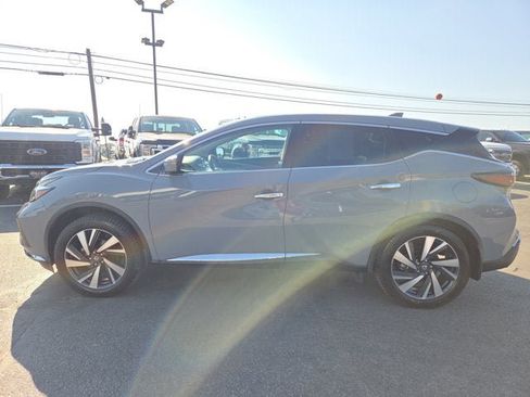 Used 2022 Nissan Murano SL w/ SL Moonroof Package image 3