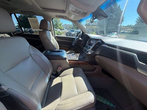 Used 2017 Chevrolet Tahoe Premier AWD/4WD image 15