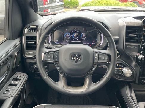 Used 2025 RAM 1500 Limited AWD/4WD image 14