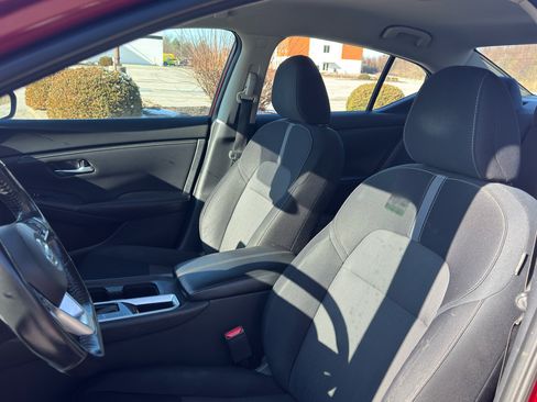 Used 2021 Nissan Sentra SV image 17