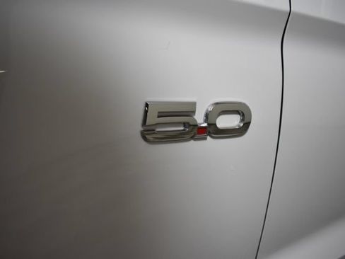 Used 2017 Ford Mustang GT RWD image 32