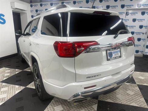 Used 2019 GMC Acadia Denali w/ Technology Package AWD/4WD image 6