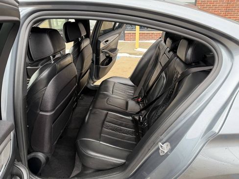 Used 2018 BMW M550i xDrive w/ Driving Assistance Package image 27