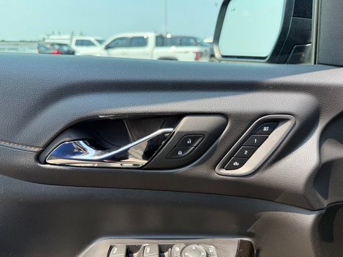 Used 2023 GMC Acadia AT4 w/ Technology Package AWD/4WD image 10