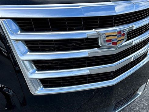 Used 2015 Cadillac Escalade Premium image 24