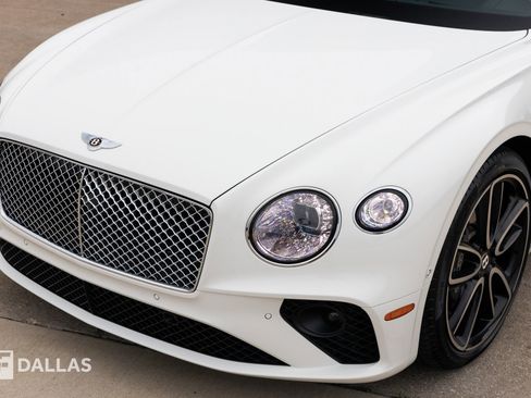 Used 2020 Bentley Continental GT First Edition image 6