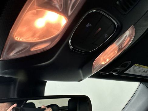 Used 2025 Jeep Compass Limited image 32