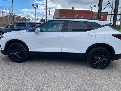 Used 2019 Chevrolet Blazer LT w/ Sun and Wheels Package AWD/4WD image 17
