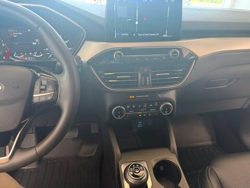 Used 2022 Ford Escape SEL AWD/4WD image 11