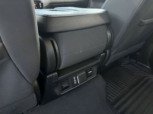Used 2024 Chevrolet Silverado 1500 LT AWD/4WD image 14