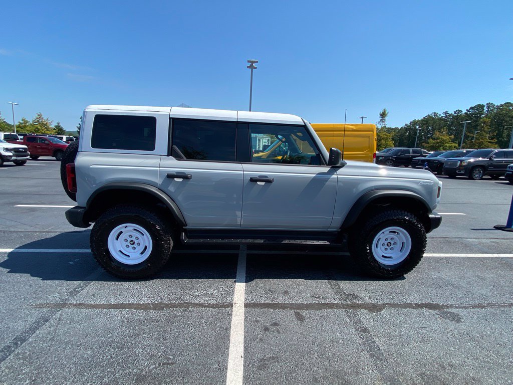 New 2026 Ford Bronco Heritage Edition AWD/4WD image 7