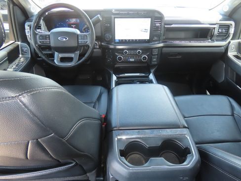 Used 2023 Ford F250 Lariat w/ Lariat Ultimate Package AWD/4WD image 24