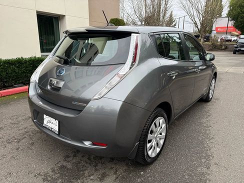Used 2017 Nissan Leaf S w/ Charge Package image 3