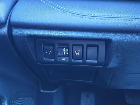 Certified 2024 Subaru Outback Limited AWD/4WD image 18