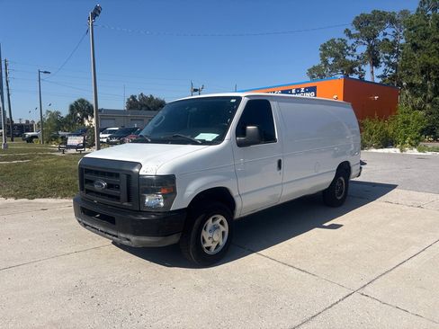 Used 2011 Ford E-150 and Econoline 150 w/ Commercial Cargo Van Pkg RWD image 1
