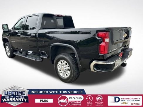 Used 2024 Chevrolet Silverado 2500 LTZ w/ LTZ Premium Package AWD/4WD image 6