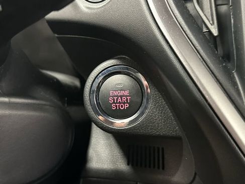 Used 2024 Subaru Impreza 2.0i Sport image 11