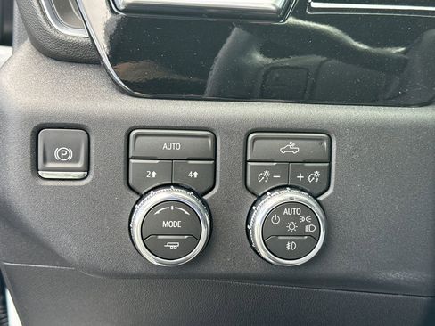 New 2026 GMC Sierra 1500 Elevation AWD/4WD image 19