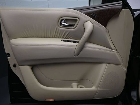 Used 2015 INFINITI QX80 2WD image 10
