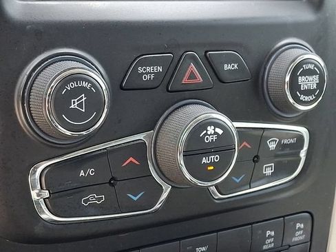 Used 2017 RAM 1500 Big Horn AWD/4WD image 17