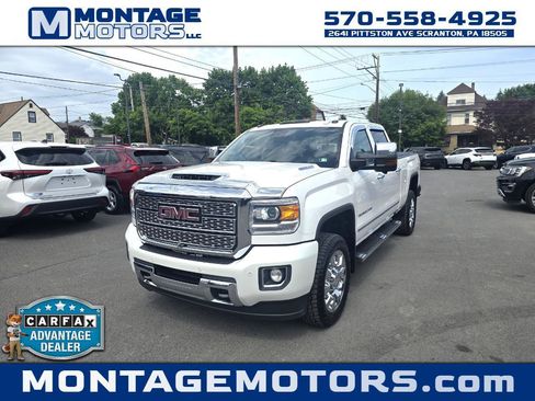 Used 2018 GMC Sierra 2500 Denali w/ Duramax Plus Package AWD/4WD image 1
