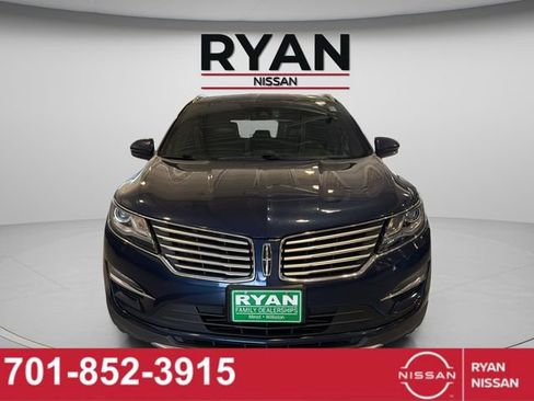 Used 2017 Lincoln MKC Reserve w/ Lincoln MKC Climate Package AWD/4WD image 12