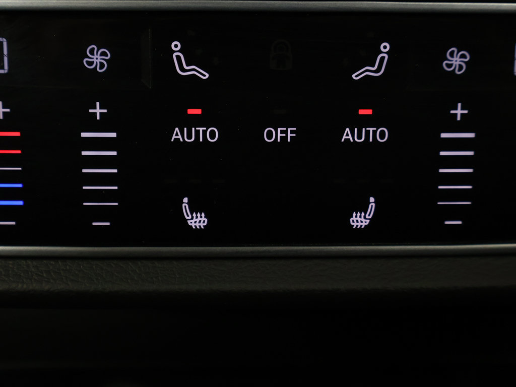 Used 2024 Audi SQ8 Premium Plus AWD/4WD image 59
