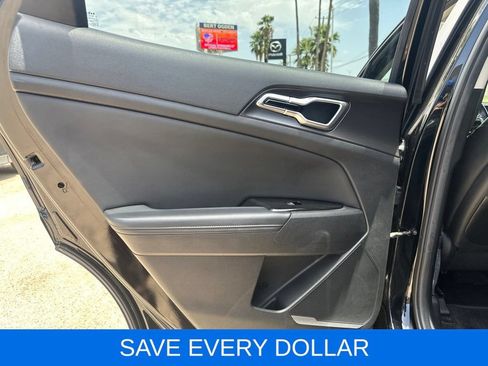 Used 2023 Kia Sportage EX AWD/4WD image 15