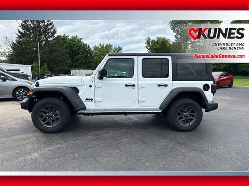 Used 2025 Jeep Wrangler Unlimited Sport AWD/4WD image 10