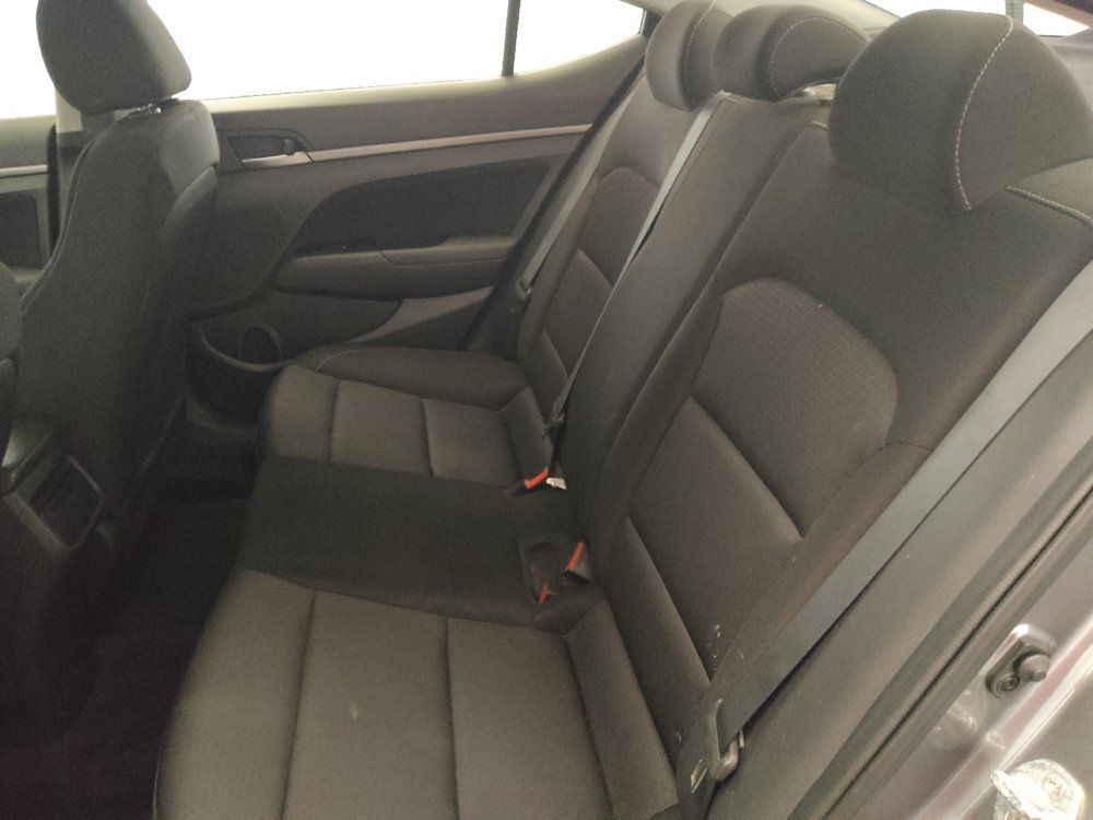 Used 2018 Hyundai Elantra SEL FWD image 18