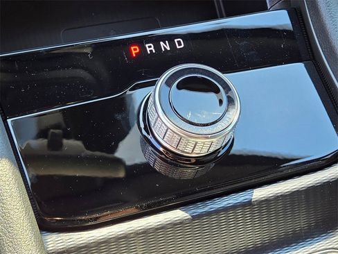 New 2025 Jeep Grand Cherokee Altitude image 15