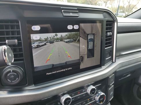 Used 2025 Ford F250 Platinum image 28