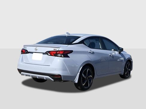 New 2025 Nissan Versa SR image 4
