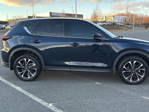 Used 2023 MAZDA CX-5 AWD 2.5 S w/ Premium Plus Pkg image 4