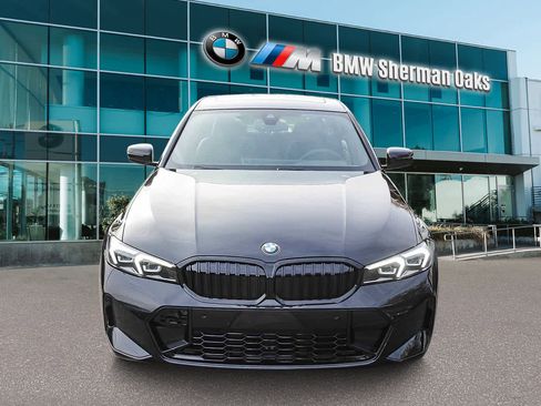 New 2026 BMW 330i 330i w/ M Sport Package image 2