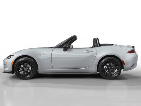 New 2026 MAZDA MX-5 Miata Club w/ Brembo/BBS Recaro Package RWD image 3
