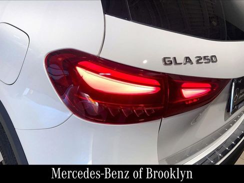 Certified 2026 Mercedes-Benz GLA 250 4MATIC image 31