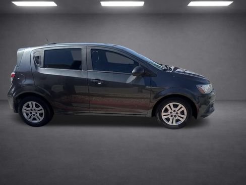Used 2020 Chevrolet Sonic LT FWD image 15