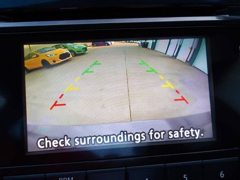 Used 2014 Nissan Altima 2.5 SL w/ Moonroof Package FWD image 5