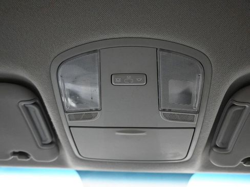 Used 2018 Hyundai Elantra GT image 24