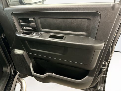 Used 2019 RAM 1500 Tradesman w/ Chrome Plus Package RWD image 32