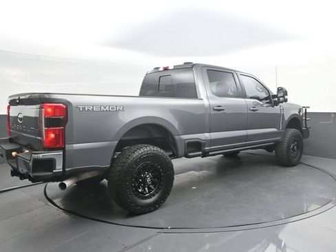 Used 2026 Ford F250 Lariat w/ Tremor Off-Road Package AWD/4WD image 7