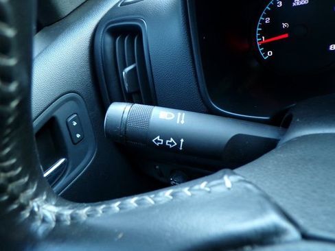 Used 2021 Chevrolet Colorado LT w/ Fleet Safety Package image 13