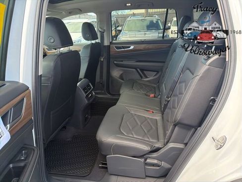 New 2026 Volkswagen Atlas SE image 19