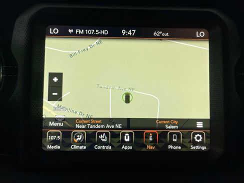 Used 2021 Jeep Wrangler Unlimited Sahara w/ Cold Weather Group AWD/4WD image 25
